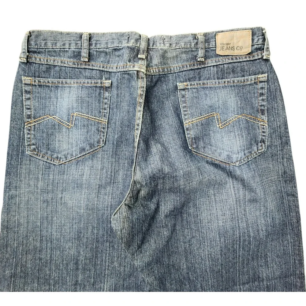 Wrangler Jeans Loose Straight Size‎ 38x30